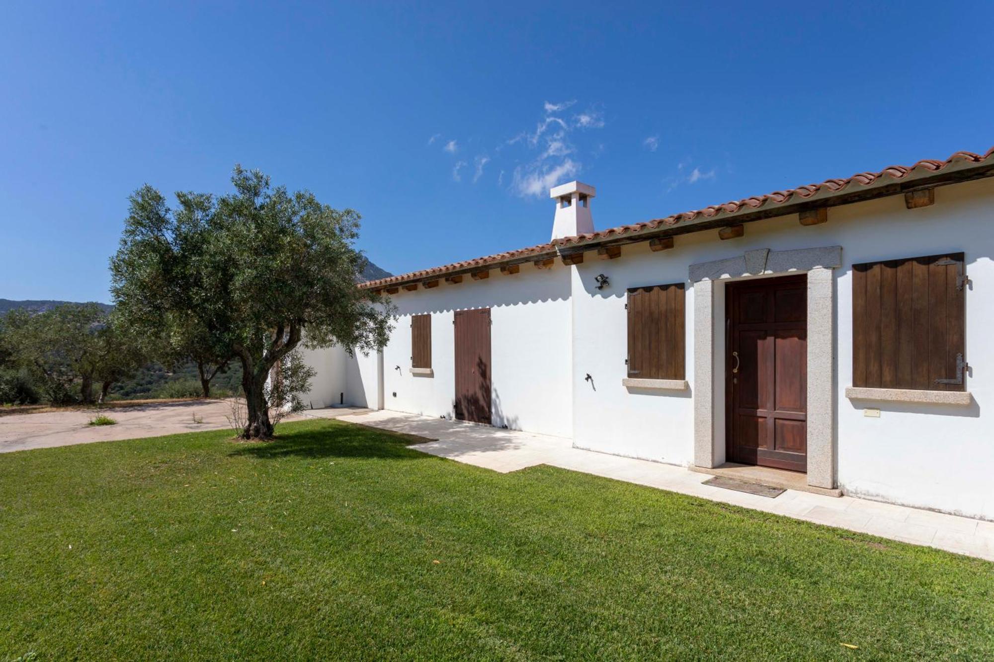 Villa Alba Esclusiva Villa Con Piscina A Sfioro E Vista Mozzafiato Sul Mare Cugnana Exterior foto
